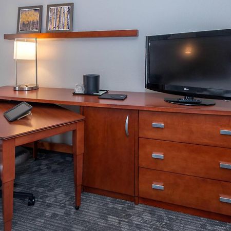 Courtyard By Marriott Albany Hotel Exterior foto